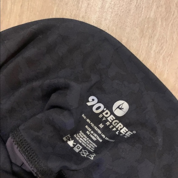 90 degree leggings - Picture 2 of 2